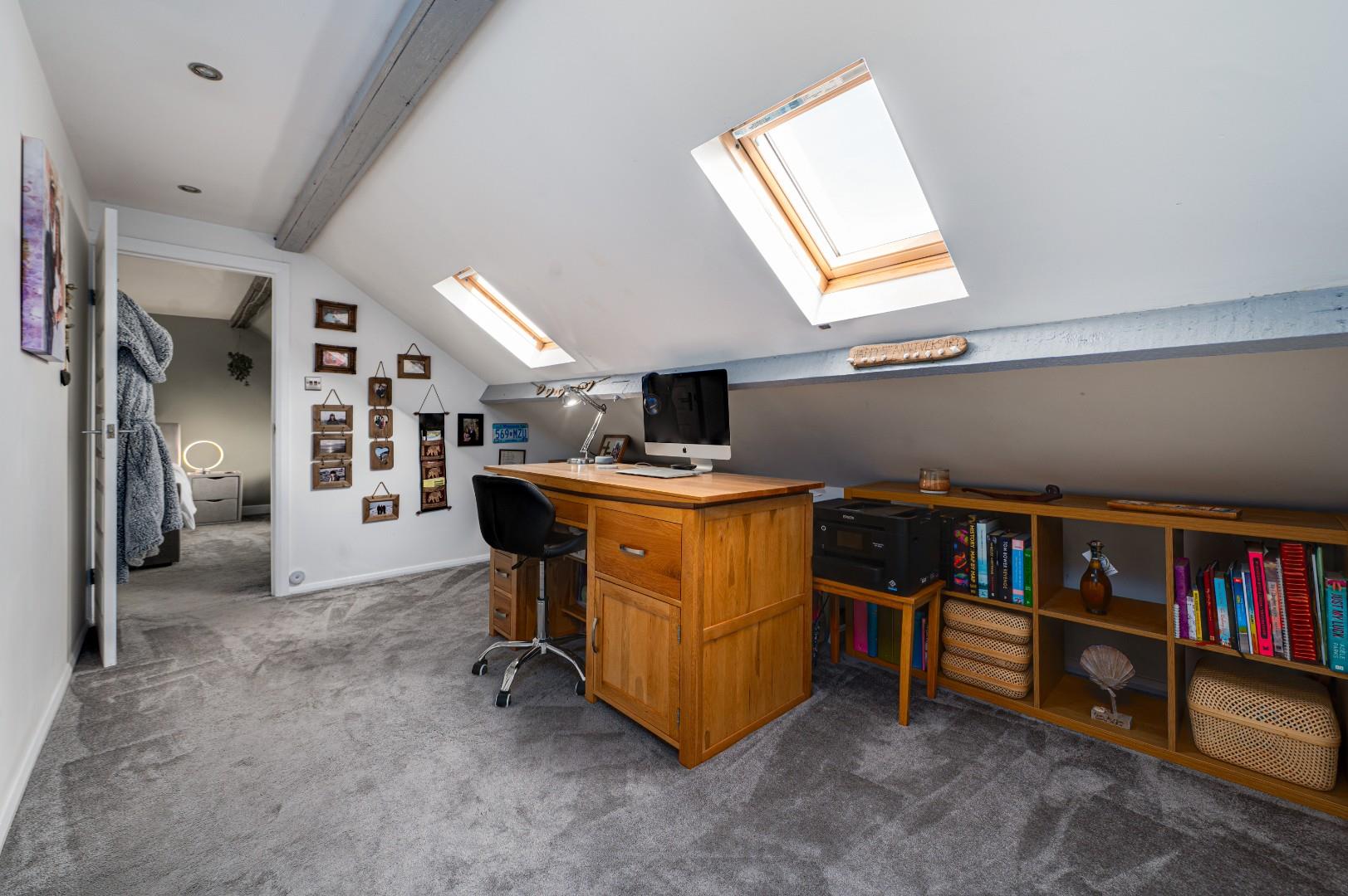 Bettws Road, Llangeinor, Bridgend County Borough, CF32 8PH
